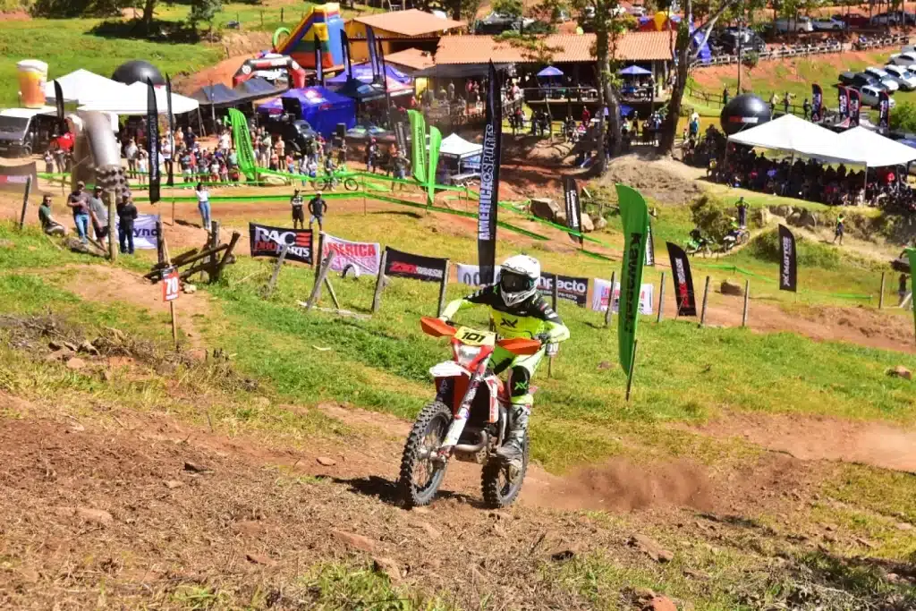 Socorro (SP) sedia a 1ª etapa da MotoclimbBrasil com presença internacional do tetracampeão Roel Geurts. 2 Turismo de Socorro | socorro sp sedia a 1a etapa da motoclimbbrasil com presenca internacional do tetracampeao roel geurts morros impossiveis 2026